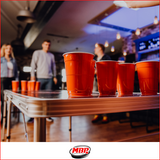 Bierpong Tisch Dirty Pub von Mybeerpong in Action